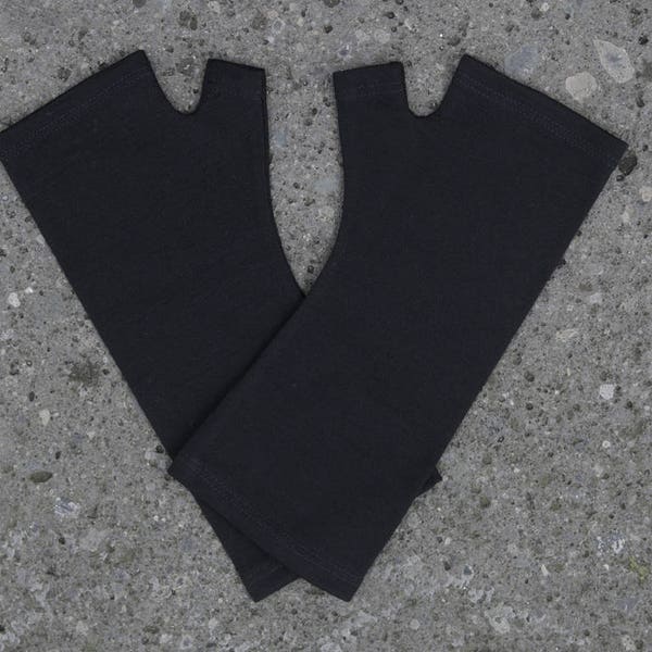 Merino wool fingerless gloves -  black wool armwarmers, black fingerless glove evening light weight