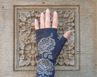 Dark gray merino fingerless gloves - vintage rose print, charcoal grey wool gloves, printed mittens floral