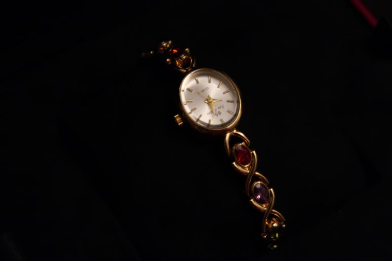 VINTAGE RAINBOW HEARTS WATCH