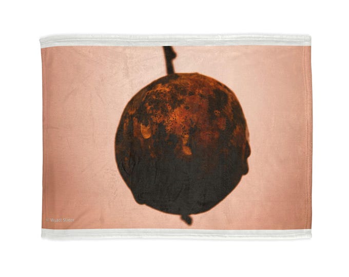 Artistic Polyester Throw Blanket: Cozy Home Decor.