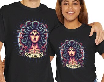 Vintage Medusa Trust No One Unisex Tee - Mythology Graphic Cotton Tshirt, Retro Snake Hair Goddess Shirt, Unique Myth Fan Gift, Vintage