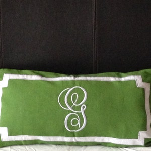 Hoesje met gepersonaliseerd monogram, lendekussens met monogram, 12 x 24 inch, groen beddecor