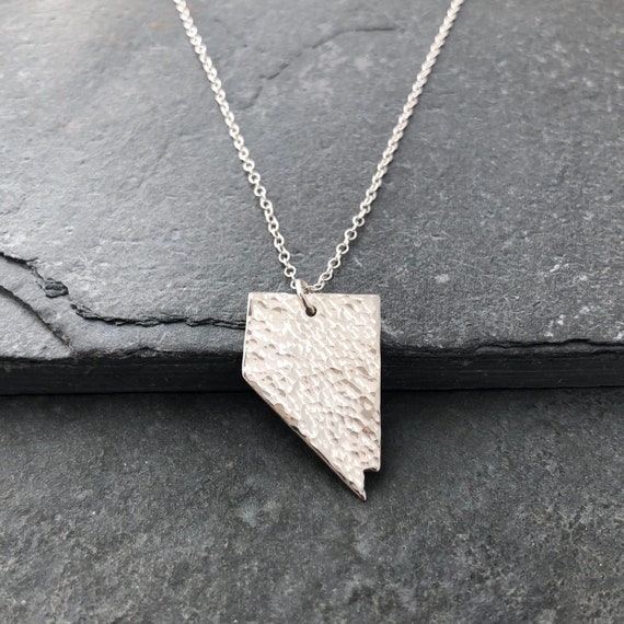 Sterling silver Nevada state hammered necklace