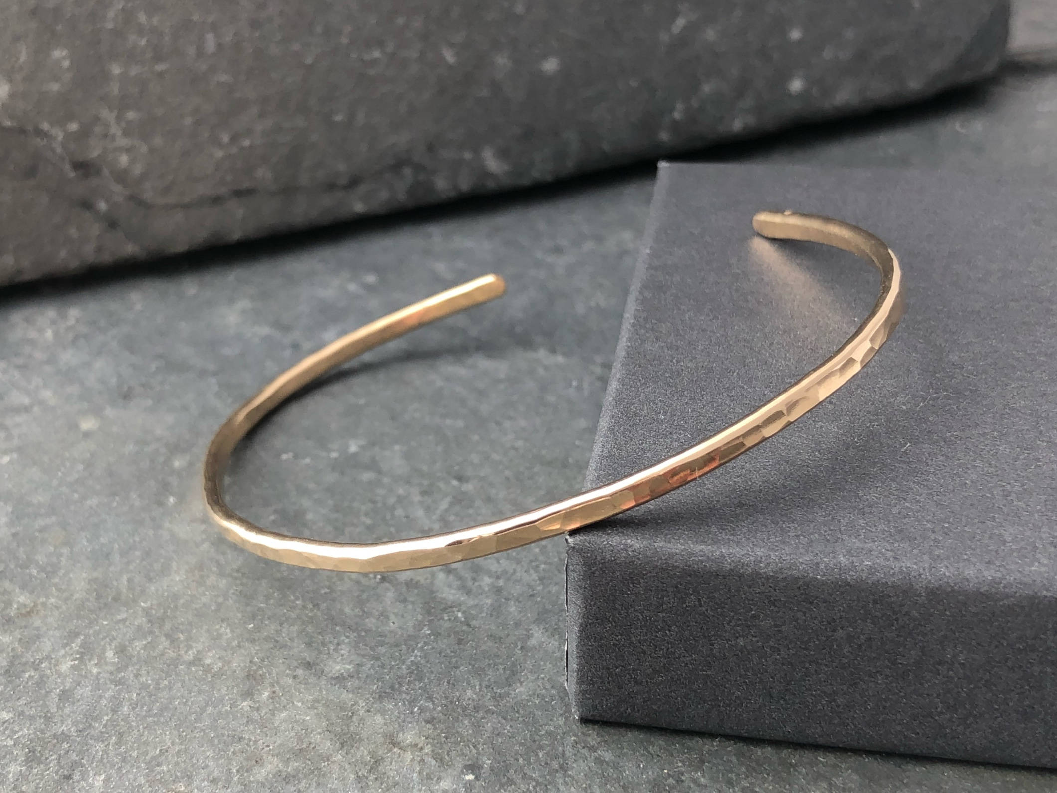 Hammered Cuff Bracelet Gold Filled / 6