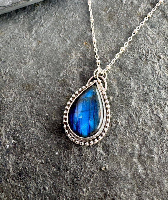 Sterling Silver and Labradorite Necklace