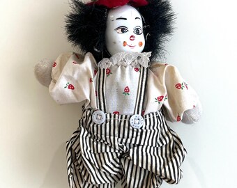 Vintage porseleinen clownpop met gezicht | Shirt Red Hat, aardbei
