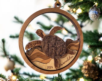 Tropical Sea Turtle Christmas Ornament – Personalized Beach-Themed Holiday Decor - Turtle Gift