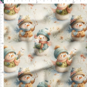 Peut inclure: Motif répété de bonhommes de neige avec des oiseaux et des éléments floraux. Les bonhommes de neige portent des chapeaux, des écharpes et des vestes bleues, beiges et vertes. Le fond est bleu clair avec de petites fleurs et des brins.