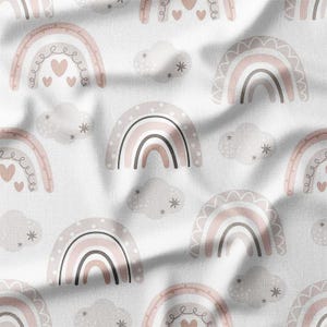 Baumwollstoff in großen Mengen – Neutrale Pastellfarben mit Regenbögen und Wolken – Kinderzimmermuster