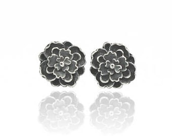 Silver garden - tiny sculpted flowers, sterling silver, flower earrings, flower studs, silver flowers, tiny flowers, miniature flower studs