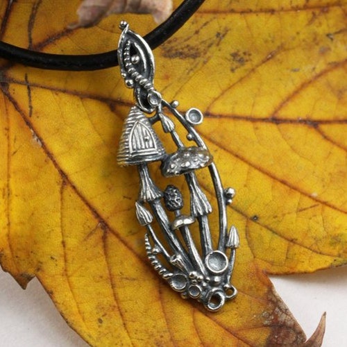 Silver Plated 3D Mushroom Pendant Necklace – 1 Inch Toadstool Charm On 18" Zinc Alloy Chain, Magic Shroom Jewelry - View #14