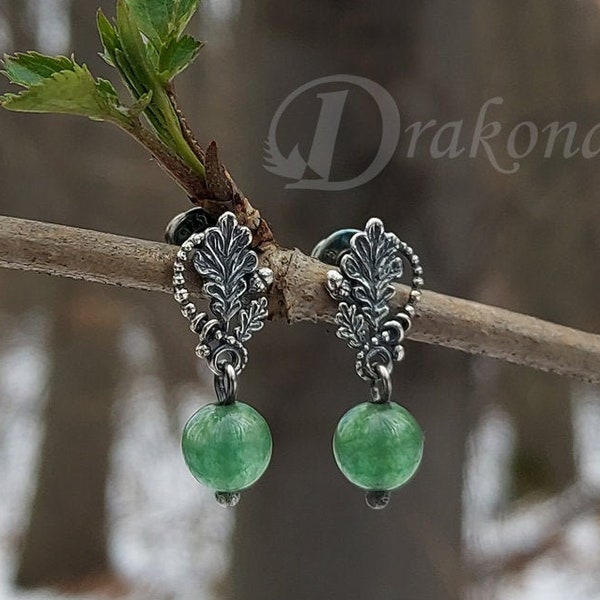 Forest whispers mini, silver earrings with green jade, oak leaves, silver acorns, spring green stones, forest jewelry, oak earrings, faeries
