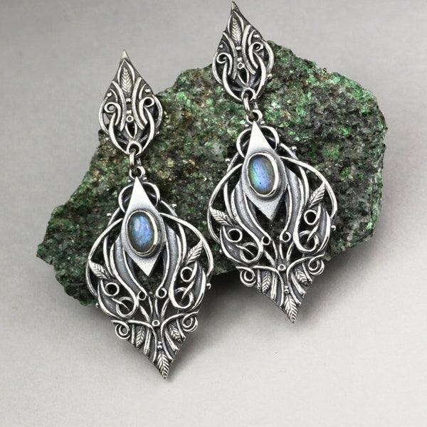 Sindarin - Narn,  elven earrings, labradorite and silver, labradorite earrings, Tolkien jewelry, Art Nouveau,  sky blue labradorite, cobalt