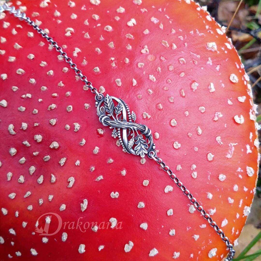 Nature Forever bracelet, silver infinity bracelet, environmental activism, silver oak, love of the Earth, ecological symbol, silver eternity