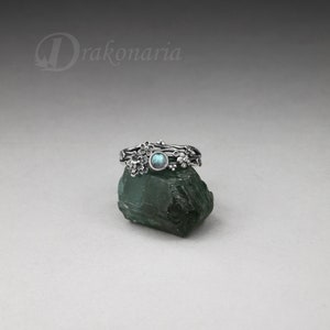 Twig ring, labradorite and silver, tiny flowers, silver meadow, labradorite ring, silver flowers, teal stone ring, silver bouquet, elven image 2