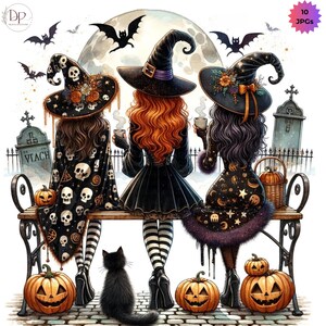 Pu&ograve; includere: Illustrazione digitale di tre streghe in abiti e cappelli neri, sedute su una panchina, che sorseggiano bevande. La scena include zucche di Halloween, un gatto nero, pipistrelli e una luna piena, creando un tema di Halloween.