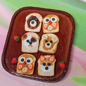 Miniatur Toast mit Tiergesichtern, Miniatur Toast, Miniatur Brot mit Aufstrich, Puppenhaus Essen, Puppenhaus Lebensmittel, Toast mit