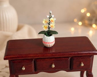 Orchidea in miniatura, fiori per case delle bambole, mini piante, fiori in pasta polimerica modellati a mano