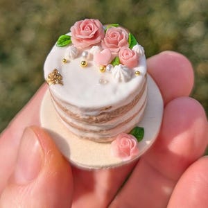 Miniatur Torte, realistische Lebensmittelminiatur, Puppenhaus Naked Cake, Maßstab 1:12, Roombox-Torte,