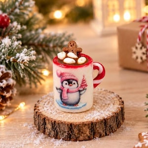 Miniatyr varm choklad, pingvinmugg, dockhusminiatyr, julminiatyr, minidryck