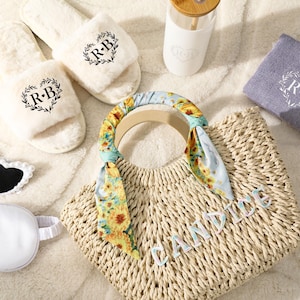 Personalized Straw Bridesmaid Handbag, Custom Name Bridesmaid Proposal Box, Bachelorette Party Gift Bag, Bridesmaid Beach Bag, Wedding Favor