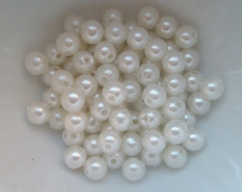 WHITE Pearlized round beads 6mm 80pcs