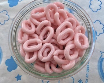 Large Funky Acrylic chain links  Size 19mm x 14mm  40pcs Pastel Baby pink ( New color )