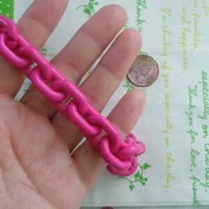 SALE Large Funky Acrylic chain links  Size 19mm x 14mm  40pcs Hot Pink