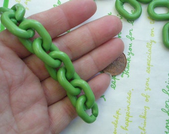 SALE Large Funky Acrylic chain links  Size 19mm x 14mm  40pcs  Apple Green