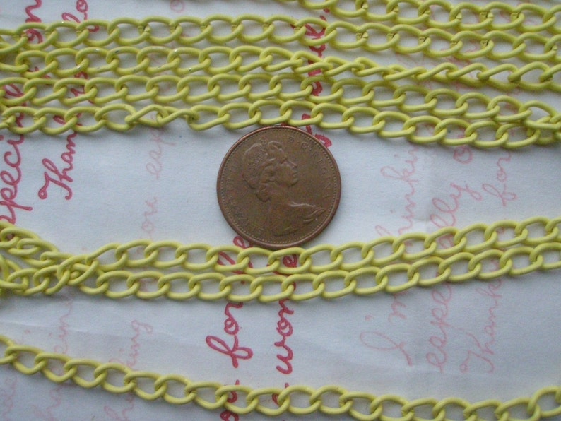 5 Feet Enamel chain YELLOW 60 inches Link6mm x 4mm SizeM image 2