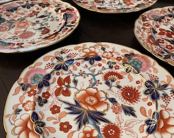 Set of 12 Antique Coalport Imari 19th Century Dinner Plates