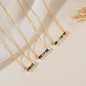 Personalized Family Birthstone Necklace,  Multiple Birthstone Necklace, Baguette Birthstone, Mothers Birthstone Necklace, Birthday Gift