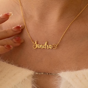 Name Necklace With Paw,Personalized Paw Necklace,Dog Paw Necklace,Pet Memorial Jewelry,Pet Loss Necklace,Cat Paw Necklace,Dog Mom Necklace