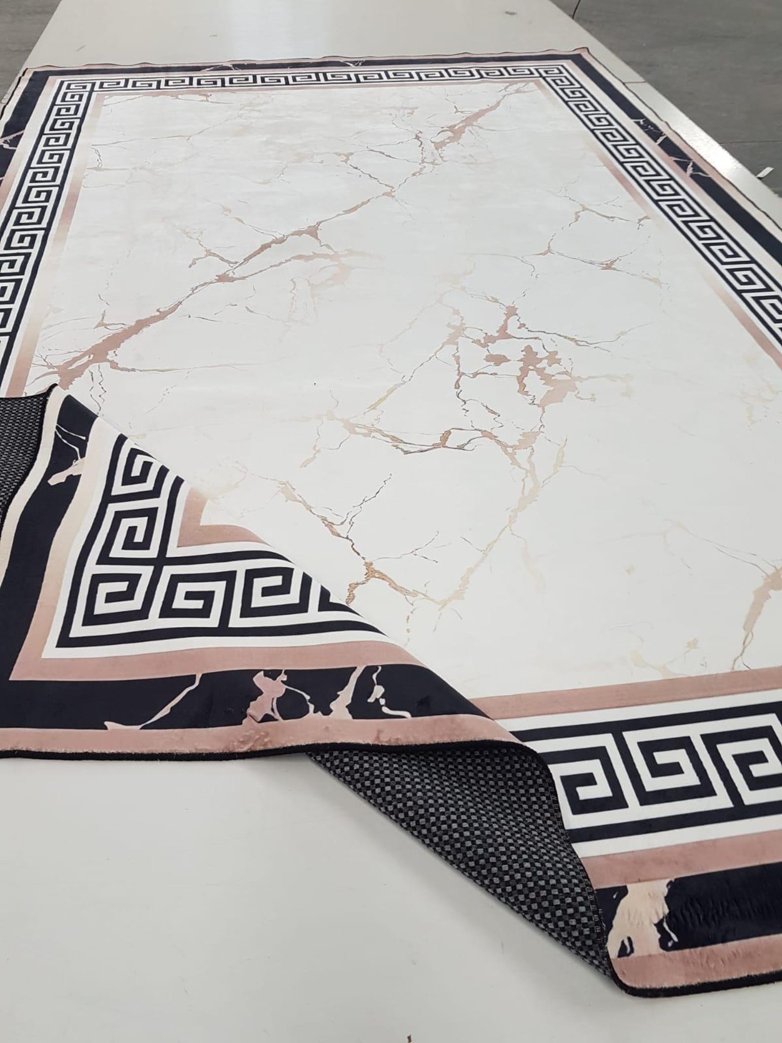Medusa Rug: Black Greek Key, Modern Marble Floor Rug - Etsy