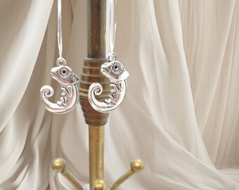 Curious gecko earrings | silvertone hoop earrings | 2" x 0.75" | hollow back