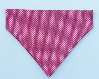 Dog bandanna Dog fashion Hearts Size large Red heart bandanna, Gift for dog Gift for pet lover Dog lover gift