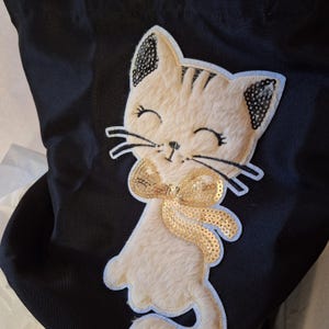 Classy Cat. Enjoy this sweet one of a kind curated set for the girlie cat fan.