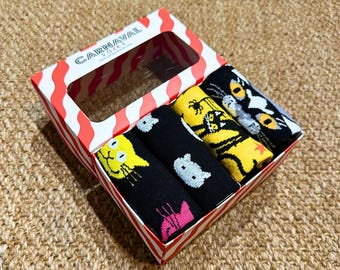 Cat Socks Set: Unisex Animal Design, Colorful Mismatch Socks