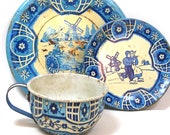 40 39 s Tin Toy Tea Setting, Blue Delph. Dutch scene. 3 piece set. Made in USA by Wolverine