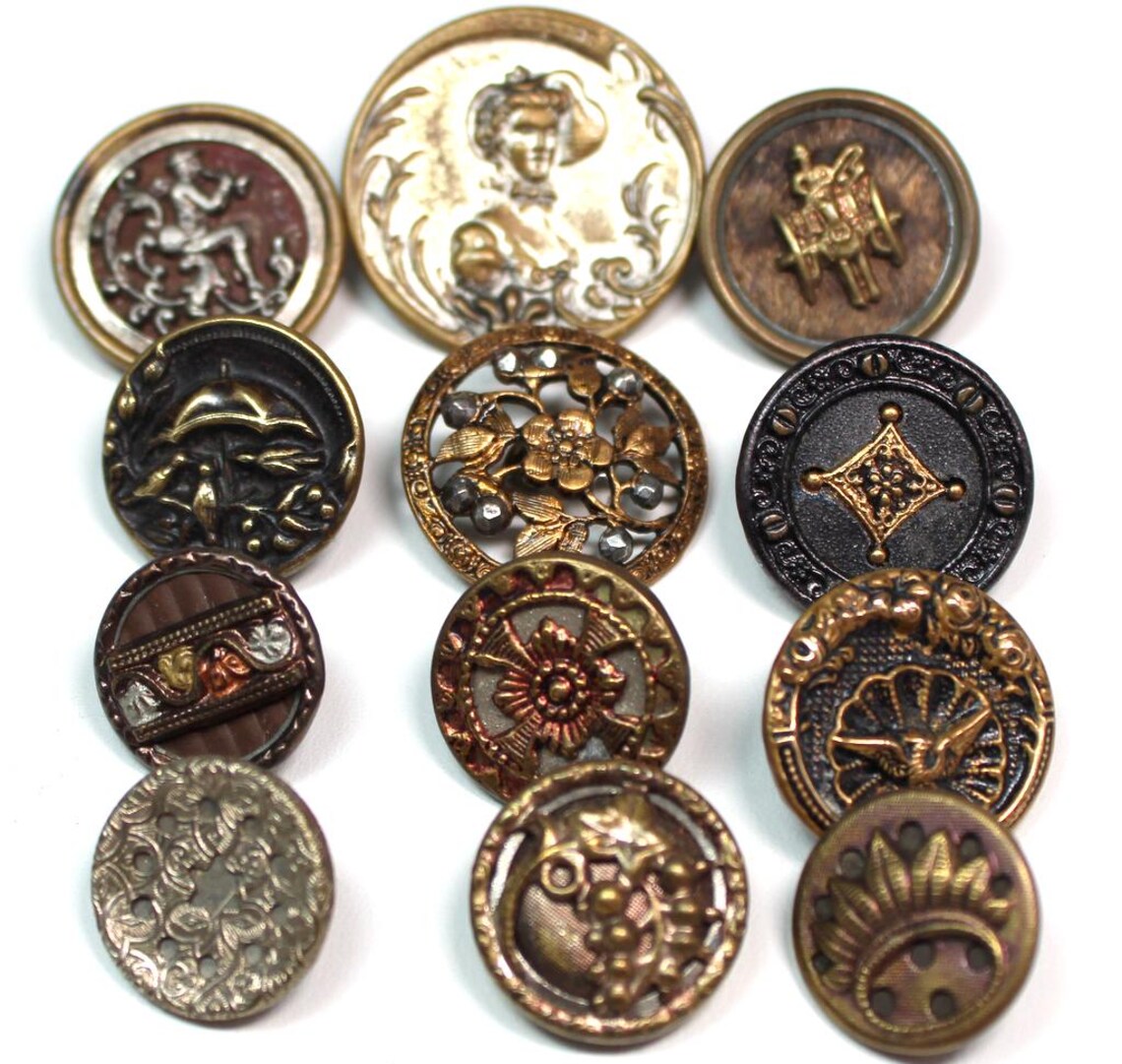 12 Antique BUTTONS. 1800s Victorian & Vintage Metal Picture Buttons ...