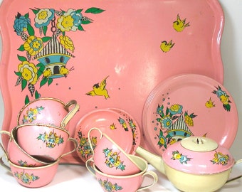 1930's Yellow birds and birdhouses, tin toy tea set. Ohio Art Co. 16 pieces. Large set.