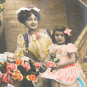 1910s French postcard, Mother & daughter.  RPPC, real photo postcard, paper ephemera. Carte Postale. Vintage collectible.