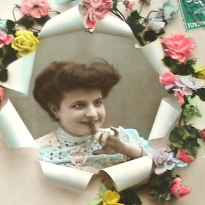 SALE 1900s antique French postcard. Lady with a secret. RPPC real photo, paper ephemera. Carte Postale. Vintage glamour fashion.