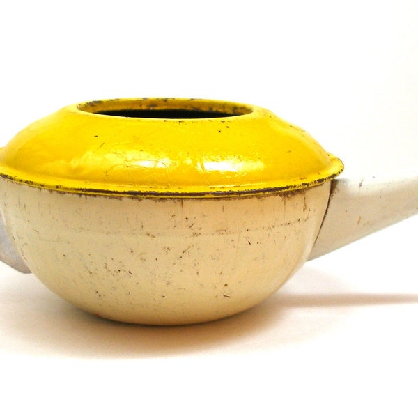 1930's Tin Toy Tea Pot in yellow. Ohio Art Co.