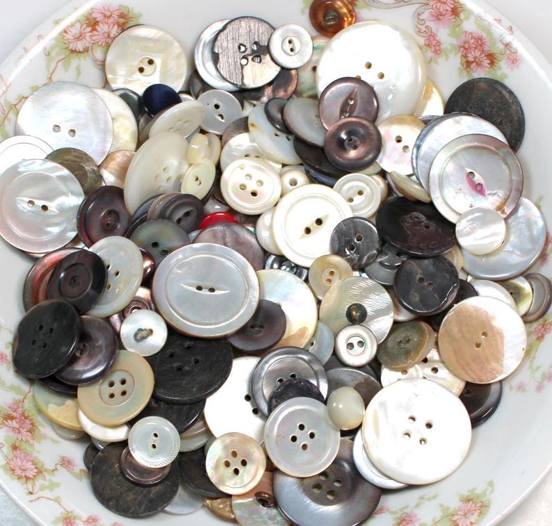300 Vintage Shell BUTTONS. Mother of Pearl. Assorted Sizes & Colors - Etsy