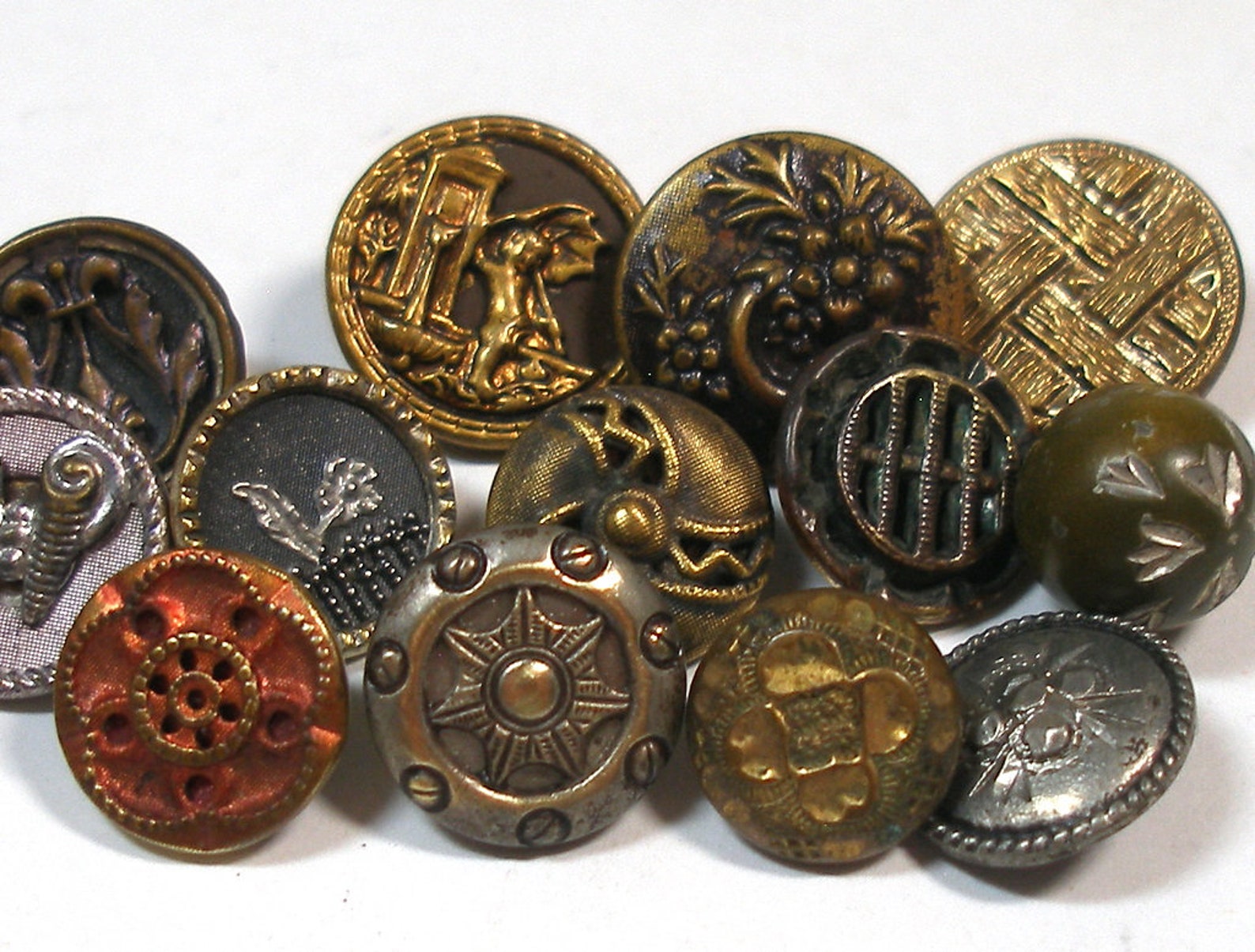 Antique BUTTONS 13 Victorian Mixed Lot of Metal Shabby Chic. Etsy