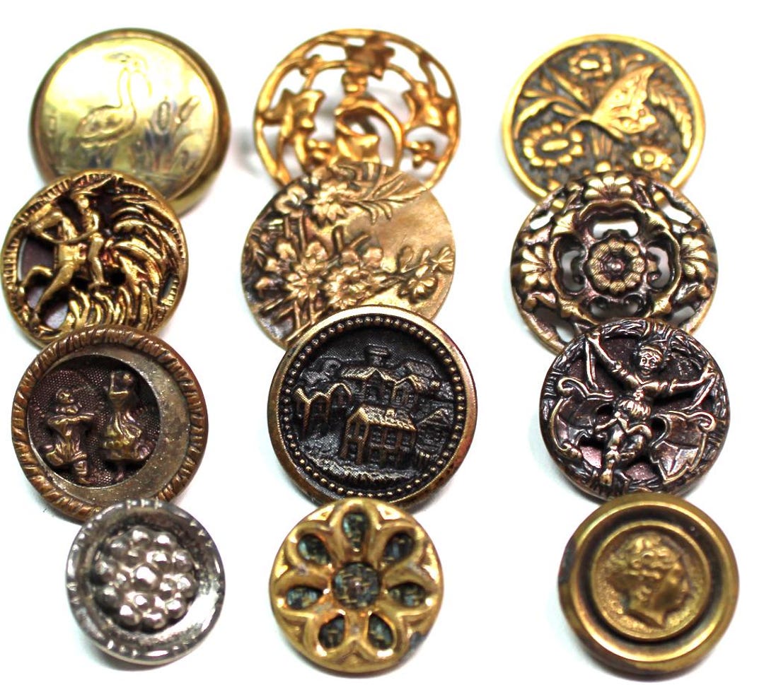 12 Antique BUTTONS. 1800s Victorian & Vintage Metal Picture Buttons ...
