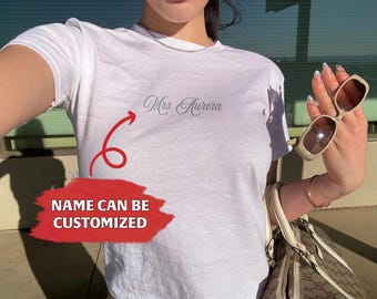 Camiseta personalizada para bebé - Top personalizado Y2K - Top corto para esposa - Camiseta de novia personalizada, regalo de despedida de soltera - Camiseta de bebé para futura novia, regalo de compromiso