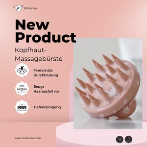 以下が含まれることがあります： ピンクの頭皮マッサージ器で、柔らかく柔軟なブラシが付いています。マッサージ器は、血行促進、抜け毛の減少、そして深いクレンジングを目的として設計されています。