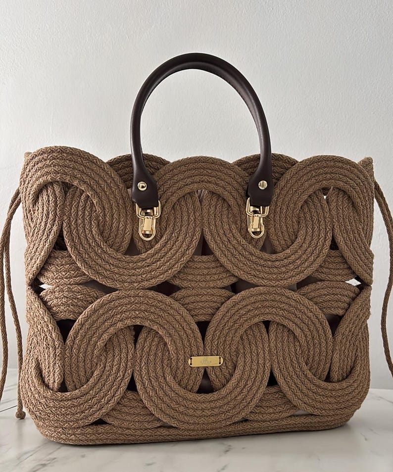 Ring-handle Bag